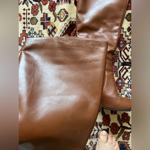Carlo Pazolini Brown Heeled Knee High Boots, size 40 - Picture 3 of 10